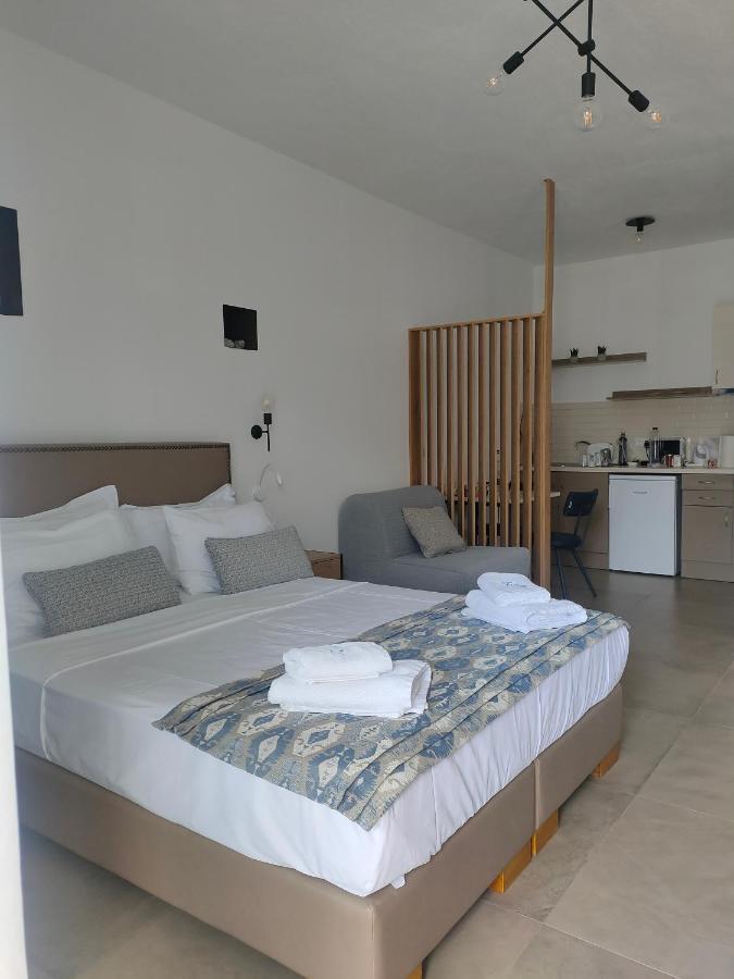 Theros Villas & Suites Chrysi Ammoudia Exterior photo